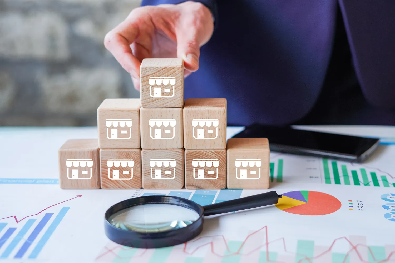 Jakie wsparcie oferują franczyzodawcy sklepów spożywczych?